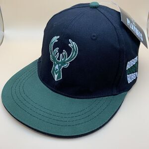 Milwaukee Bucks Hat Cap Adjustable Black Green Snapback Bobby Portis Playoffs